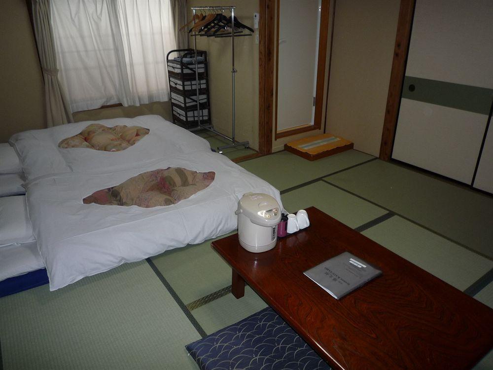 Ryokan Katsutaro Präfektur Tokio Exterior foto