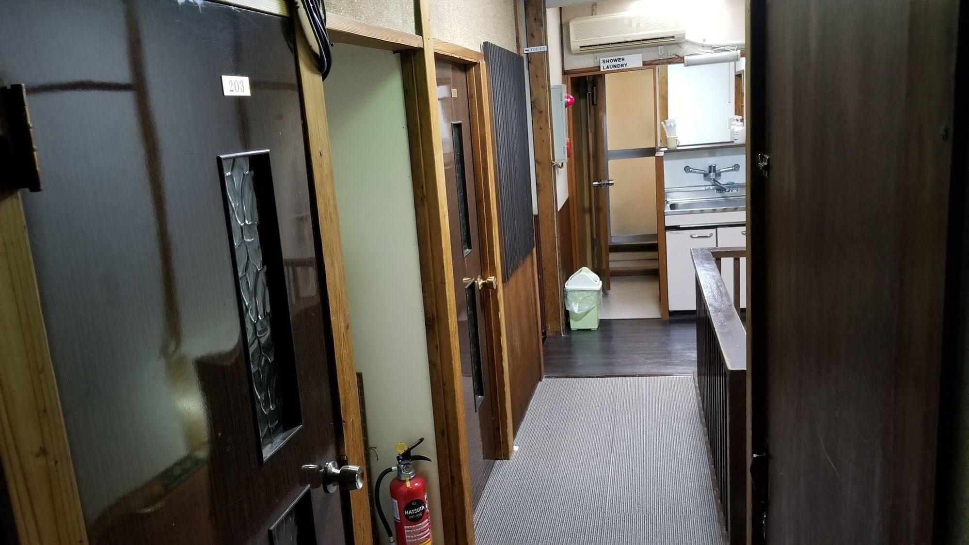 Ryokan Katsutaro Präfektur Tokio Exterior foto